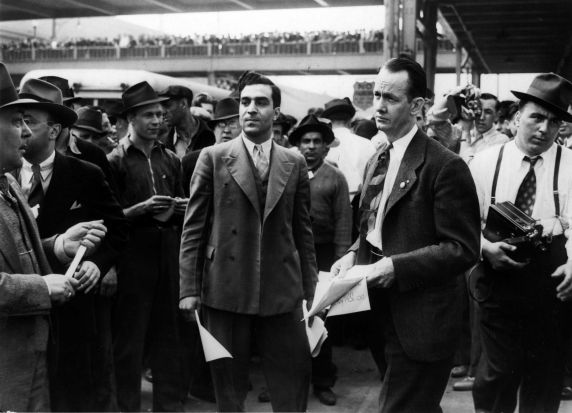(11484) Leafleting, Ford Rouge Plant, Dearborn, Michigan (11484) Leafleting, Ford Rouge Plant, Dearborn, Michigan