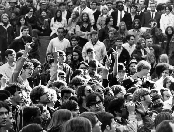 (12009) Demonstrations, Vietnam War, Kennedy Square, Detroit, 1969 (12009) Demonstrations, Vietnam War, Kennedy Square, Detroit, 1969