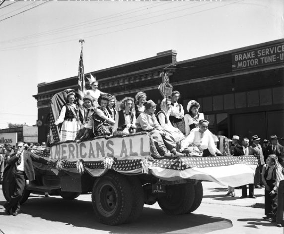 (DN_11338) Ethnic Communities, Polish, Celebrations, Parades, 1941 (DN_11338) Ethnic Communities, Polish, Celebrations, Parades, 1941