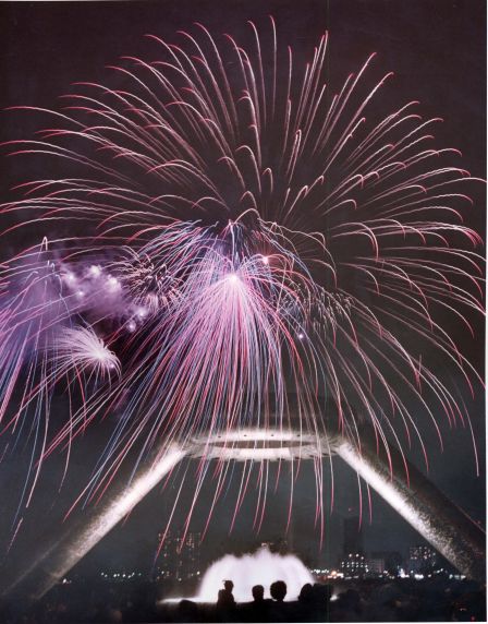 (1671) Celebrations, Fireworks, International Freedom Festival, Detroit, 1980 (1671) Celebrations, Fireworks, International Freedom Festival, Detroit, 1980