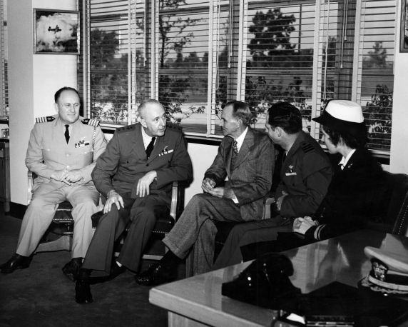 (1717) Military, Ford Motor Company, Willow Run, Ypsilanti, Michigan, 1943 (1717) Military, Ford Motor Company, Willow Run, Ypsilanti, Michigan, 1943