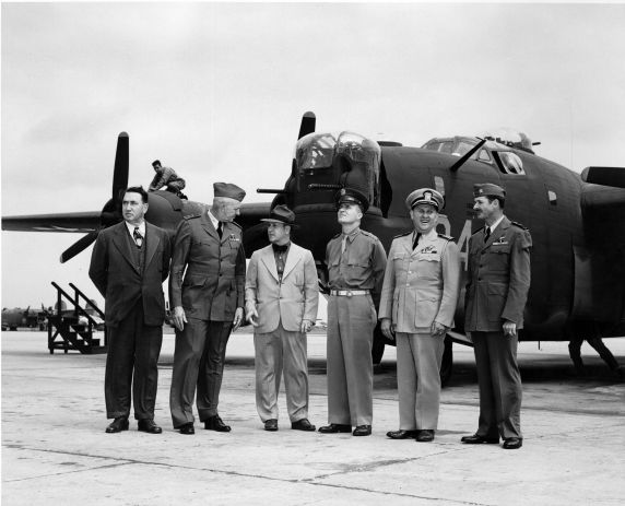 (1718) Military, Ford Motor Company, Willow Run, Ypsilanti, Michigan, 1943 (1718) Military, Ford Motor Company, Willow Run, Ypsilanti, Michigan, 1943