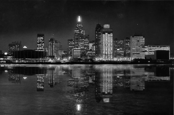 (2909) Skyline, Detroit, Riverfront, Night Views, 1968 (2909) Skyline, Detroit, Riverfront, Night Views, 1968
