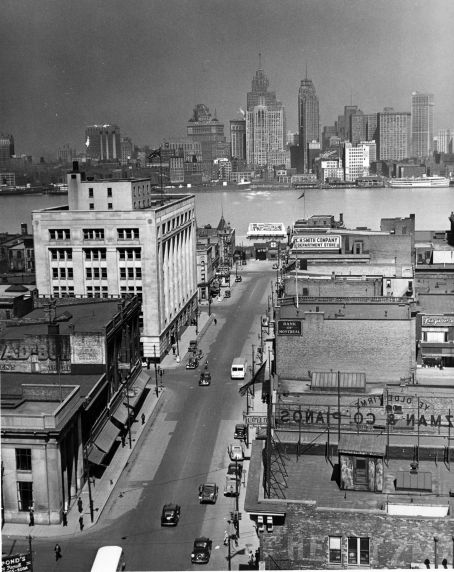 (1734) Skyline, Detroit, Windsor, Ontario, 1941 (1734) Skyline, Detroit, Windsor, Ontario, 1941