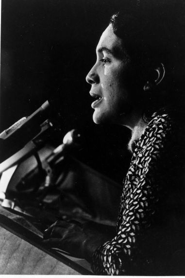 (202) Dolores Huerta, Speaking, c. 1970s (202) Dolores Huerta, Speaking, c. 1970s