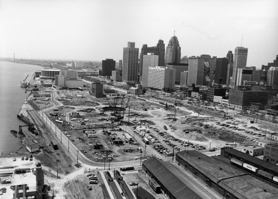 (2365) Buildings, Renaissance Center, Construction, Detroit, 1974 (2365) Buildings, Renaissance Center, Construction, Detroit, 1974