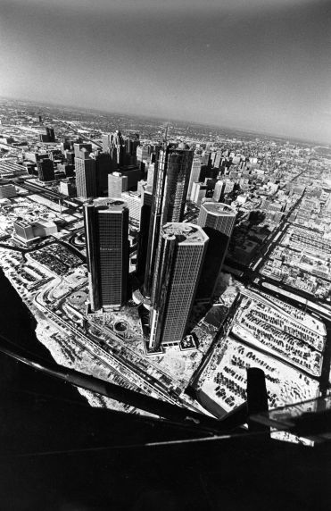 (2369) Buildings, Renaissance Center, Construction, Detroit, 1977 (2369) Buildings, Renaissance Center, Construction, Detroit, 1977