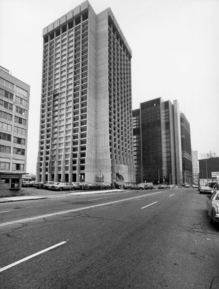 (2414) Buildings, McNamara Federal Building, Detroit, 1976 (2414) Buildings, McNamara Federal Building, Detroit, 1976