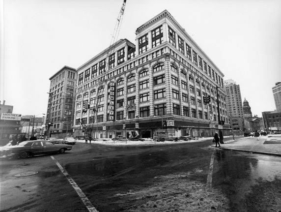 (2462) Buildings, Department Stores, Crowley's, Detroit,1977 (2462) Buildings, Department Stores, Crowley's, Detroit,1977