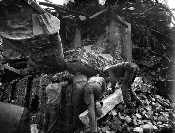 (2506) Buildings, City Hall, Demolition, Detroit, 1961 (2506) Buildings, City Hall, Demolition, Detroit, 1961