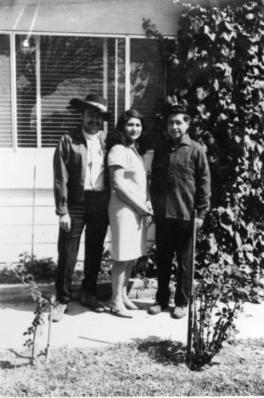 (27876) UFW, Staff, Orendain, Chavez, Delano, 1969 (27876) UFW, Staff, Orendain, Chavez, Delano, 1969