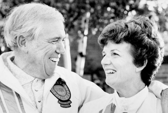 (28118) Doug and Winnie Fraser (28118) Doug and Winnie Fraser