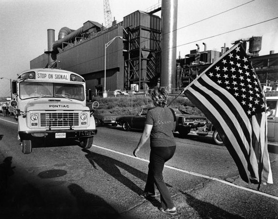 (2819) Demonstrations, Segregation, Busing, Pontiac, Michigan, 1971 (2819) Demonstrations, Segregation, Busing, Pontiac, Michigan, 1971
