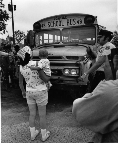(2820) Demonstrations, Segregation, Busing, Pontiac, Michigan, 1971 (2820) Demonstrations, Segregation, Busing, Pontiac, Michigan, 1971