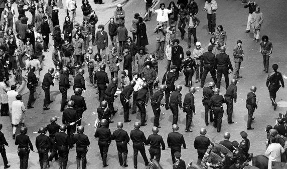(2822) Demonstrations, Vietnam War, Police, Detroit, 1972 (2822) Demonstrations, Vietnam War, Police, Detroit, 1972