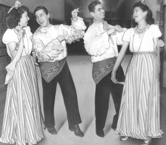 (28287) Ethnic Communities, Mexican, Celebrations, 1940 (28287) Ethnic Communities, Mexican, Celebrations, 1940