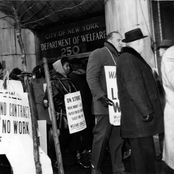 (28406) New York City Welfare Centers picket (28406) New York City Welfare Centers picket