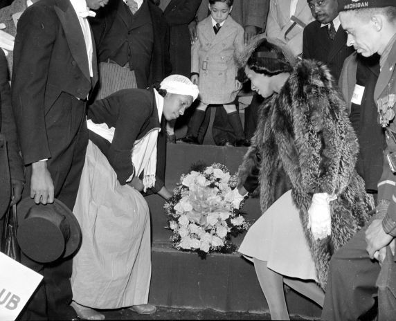 (28633) Sojourner Truth Housing Project, Rally, Cadillac Square, 1942 (28633) Sojourner Truth Housing Project, Rally, Cadillac Square, 1942
