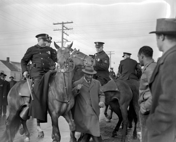 (28647) Riots, Housing, Sojourner Truth, Arrests, 1942 (28647) Riots, Housing, Sojourner Truth, Arrests, 1942