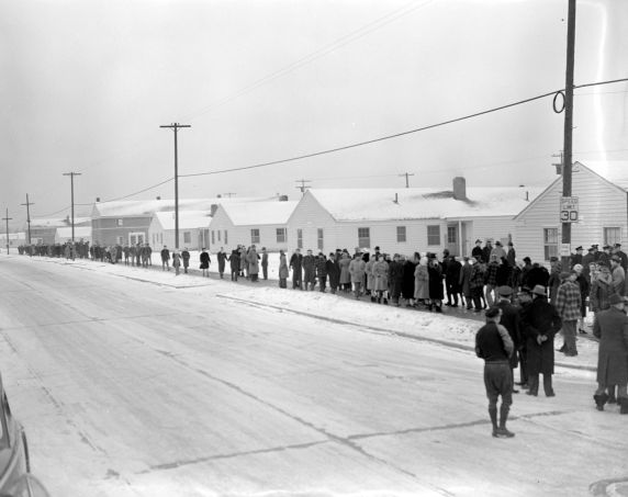 (28647) Riots, Housing, Sojourner Truth, Protestors, 1942 (28647) Riots, Housing, Sojourner Truth, Protestors, 1942