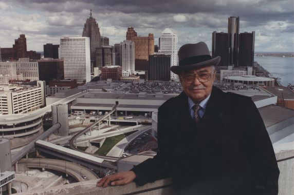 (28672) Mayor Young, Downtown Detroit, Skyline, 1991 (28672) Mayor Young, Downtown Detroit, Skyline, 1991