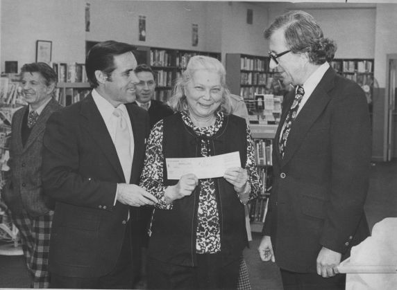 (29041) Yonkers Teacher Josephine Iandoli Receives Retroactive Paycheck (29041) Yonkers Teacher Josephine Iandoli Receives Retroactive Paycheck