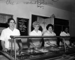 (29165) Food Service Employees, 1970 (29165) Food Service Employees, 1970