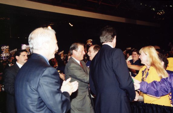 (29194) Al Gore, Andy Stern, SEIU 22nd International Convention, Pittsburgh, Pennsylvania, 2000 (29194) Al Gore, Andy Stern, SEIU 22nd International Convention, Pittsburgh, Pennsylvania, 2000