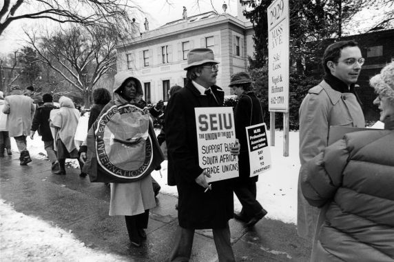 (29235) Demonstrators, South African Embassy, Washington, D.C., 1985 (29235) Demonstrators, South African Embassy, Washington, D.C., 1985