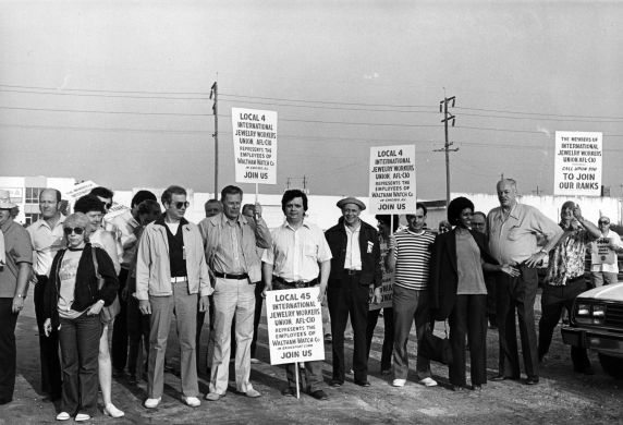 (29281) Demonstrators, Picket Line, International Jewelry Workers Union, Waltham Watch Company, 1980 (29281) Demonstrators, Picket Line, International Jewelry Workers Union, Waltham Watch Company, 1980