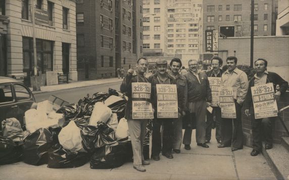 (29297) Demonstrators, Local 32B-32J Strike, New York City, 1976 (29297) Demonstrators, Local 32B-32J Strike, New York City, 1976