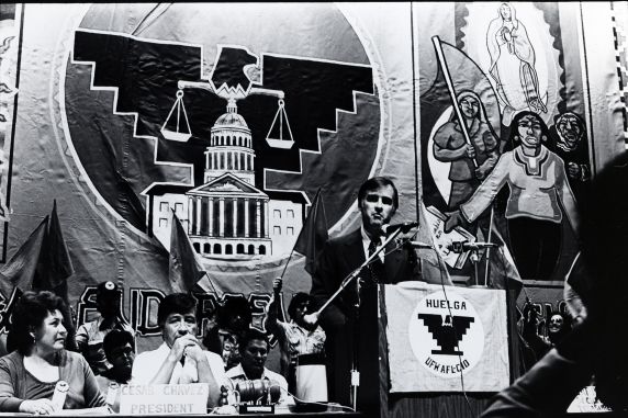 (293) Governor Jerry Brown addresses supporters of the United Farm Workers (293) Governor Jerry Brown addresses supporters of the United Farm Workers
