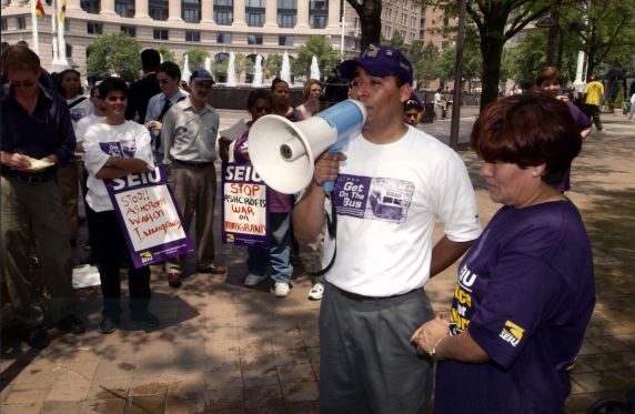 (29798) Demonstrators, Immigration Rights Rally, Washington, D.C., 2002 (29798) Demonstrators, Immigration Rights Rally, Washington, D.C., 2002