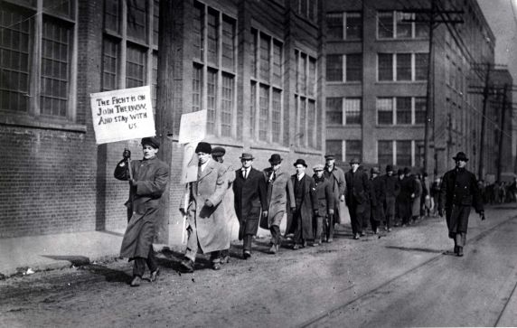 (397) Lawrence Strike, Strikers, 1912 (397) Lawrence Strike, Strikers, 1912