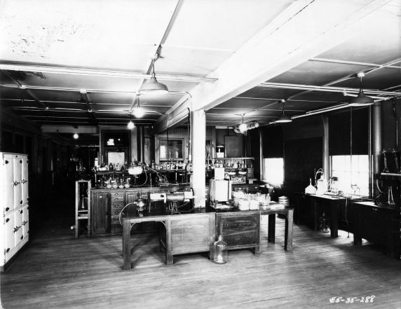 (6678) Classrooms, Interiors, Laboratories, Old Main, c. 1935 (6678) Classrooms, Interiors, Laboratories, Old Main, c. 1935