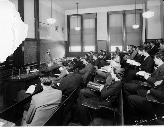 (6687) Classrooms, Interiors, Old Main, c. 1935 (6687) Classrooms, Interiors, Old Main, c. 1935