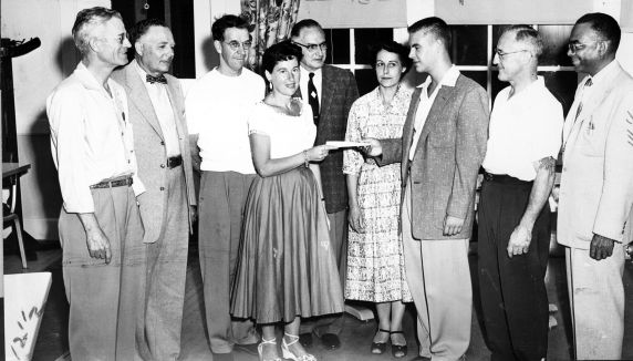 (7187) Elinor Glenn, Local 347, California, 1956 (7187) Elinor Glenn, Local 347, California, 1956