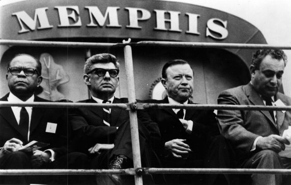 (8898) Wurf, Reuther mourn King (8898) Wurf, Reuther mourn King