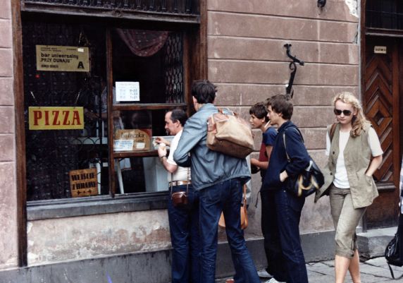 (9153) Street Scene, Warsaw, Poland, 1987 (9153) Street Scene, Warsaw, Poland, 1987