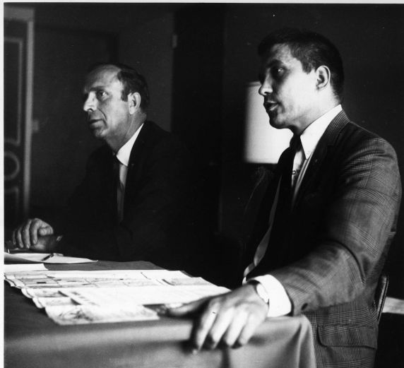 (11865) Hugh Jarvis & John Converse (11865) Hugh Jarvis & John Converse