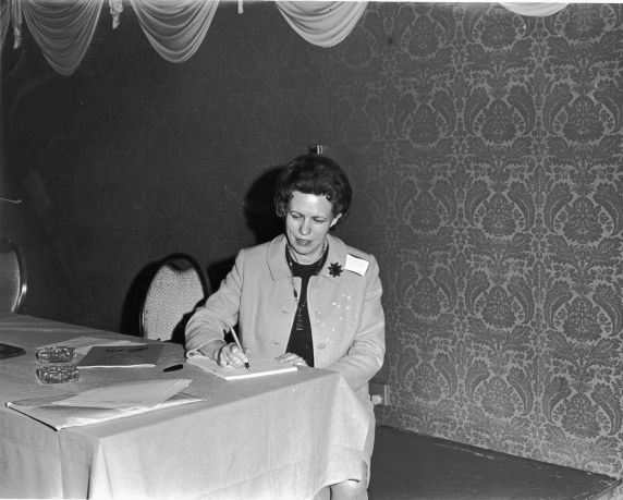 (11982) Mary Ellen Riordon (11982) Mary Ellen Riordon