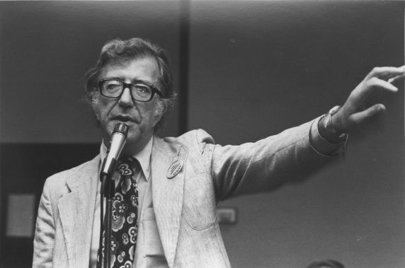 (12154) Albert Shanker giving a speech (12154) Albert Shanker giving a speech