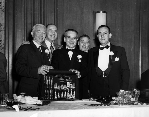 (30467) Testimonial Dinner for Henry Feinstein, 1950s (30467) Testimonial Dinner for Henry Feinstein, 1950s