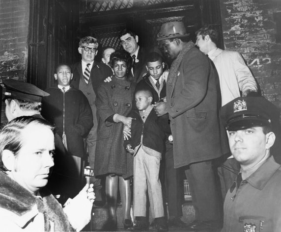 (7678) Lillian Roberts released (7678) Lillian Roberts released