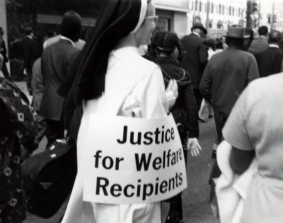 (24752) Marchers Remember King (24752) Marchers Remember King