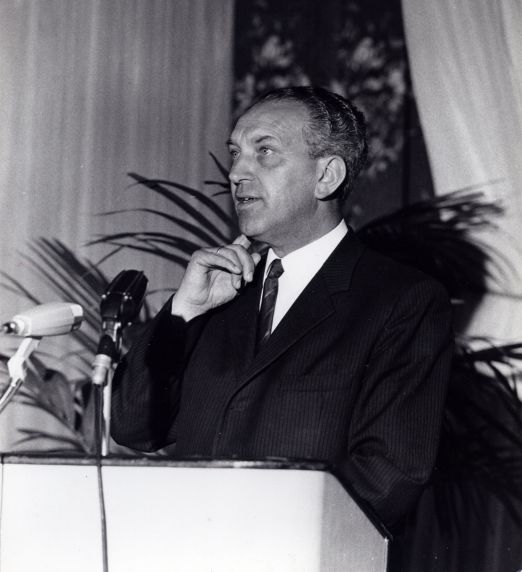 (12254) Public Services International Executive Board Member (12254) Public Services International Executive Board Member