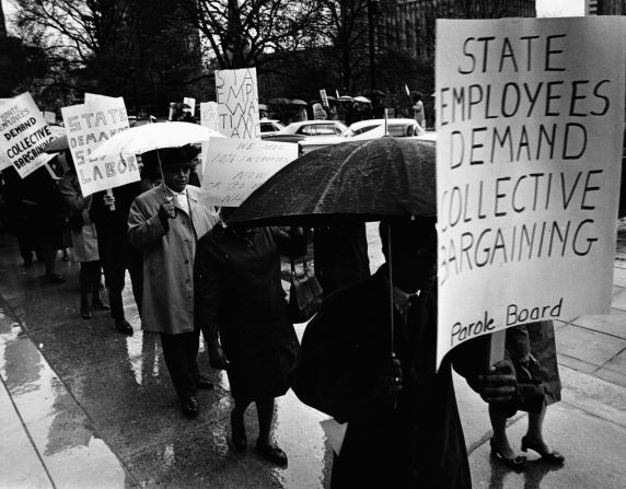 (7634) Philadelphia Local 1623 strike (7634) Philadelphia Local 1623 strike