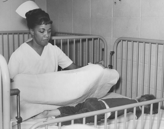 (9916) Nurse (9916) Nurse