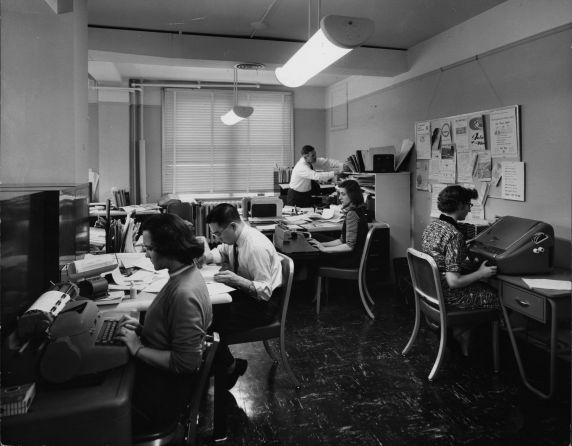 (9970) Office Workers (9970) Office Workers