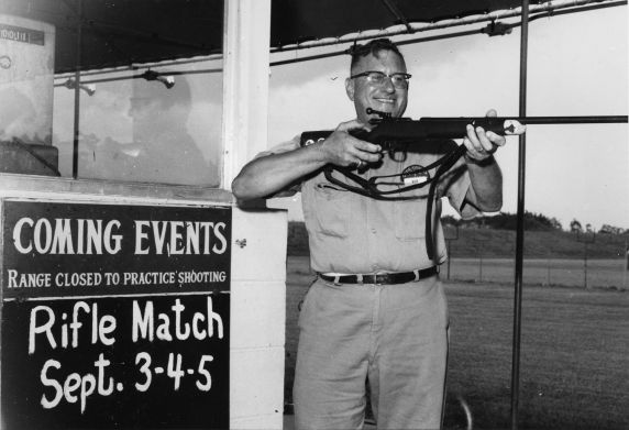 (9977) Rifle Range Employee (9977) Rifle Range Employee